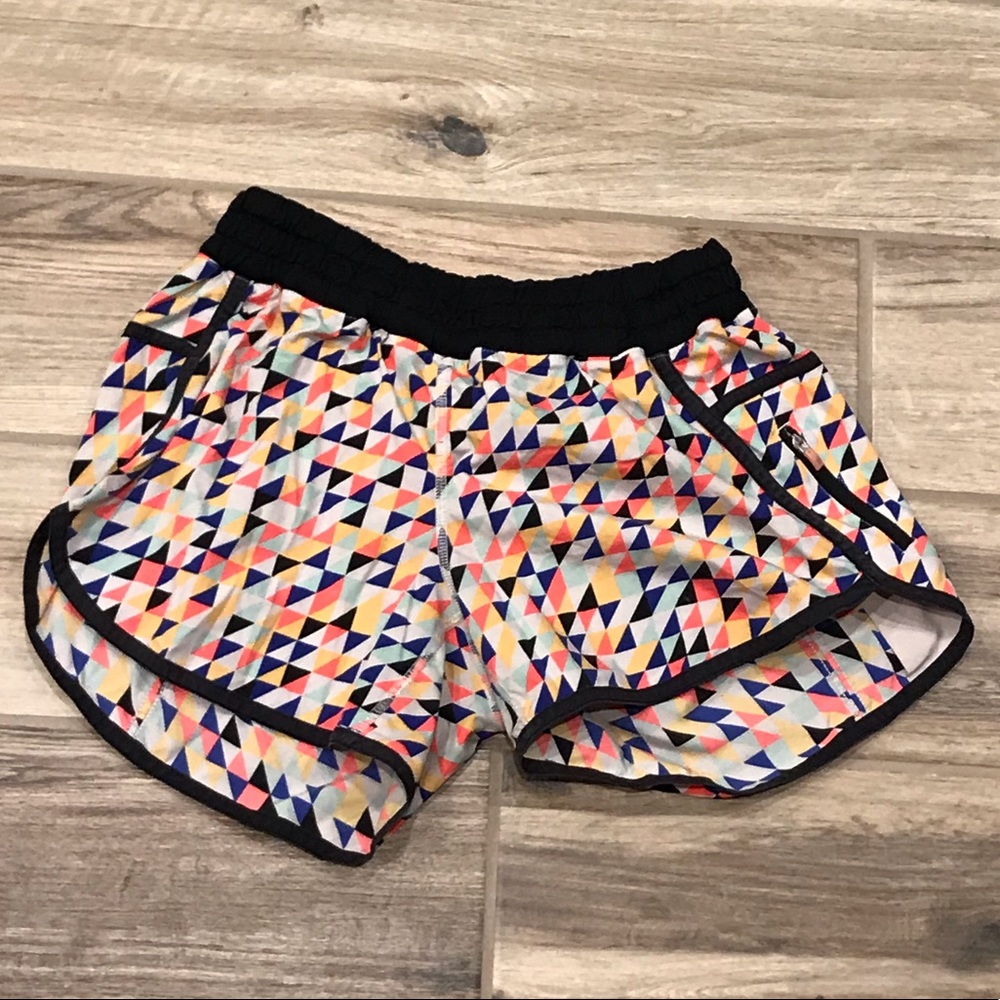 Lululemon Tracker Shorts - Seawheeze Mosiac